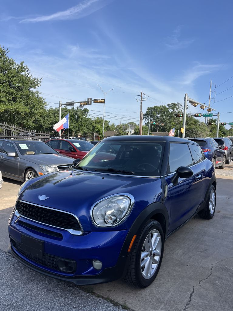 Photo 17 of this MINI COOPER