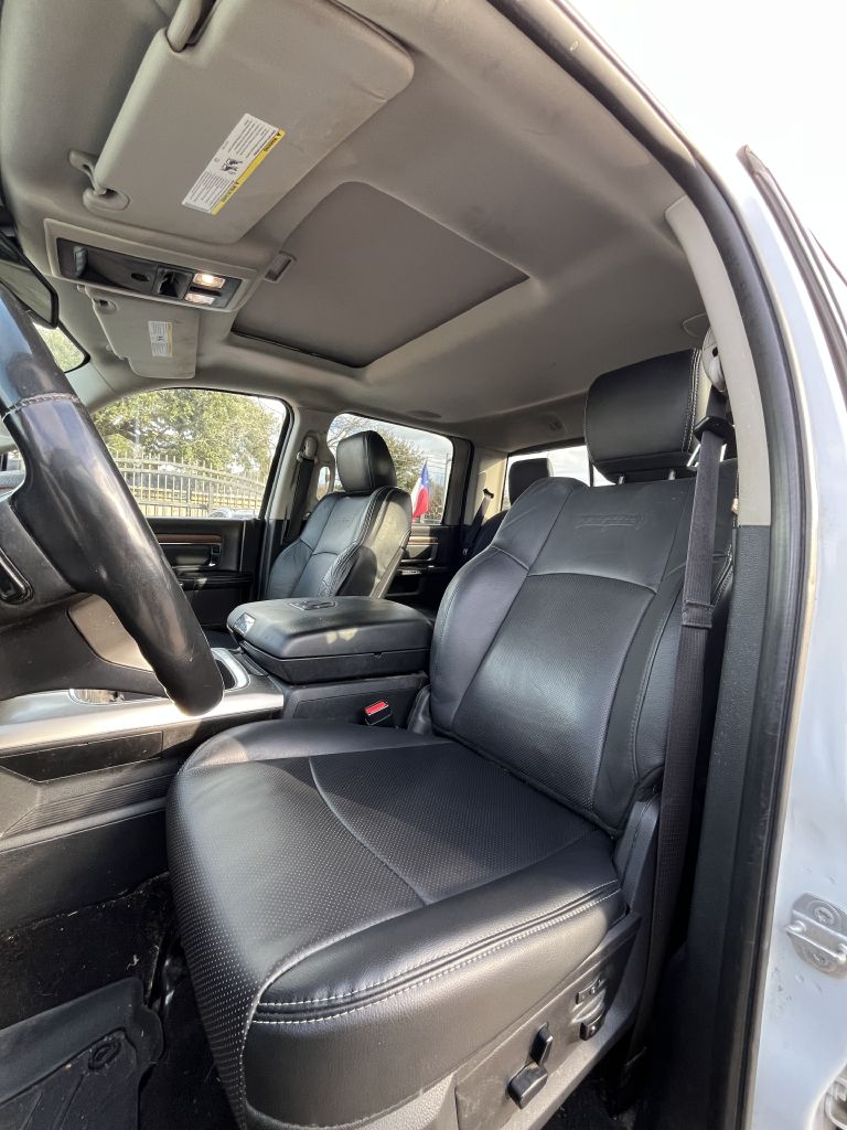 Photo 11 of this RAM 1500