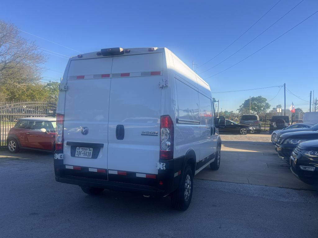 Photo 6 of this RAM PROMASTER 3500