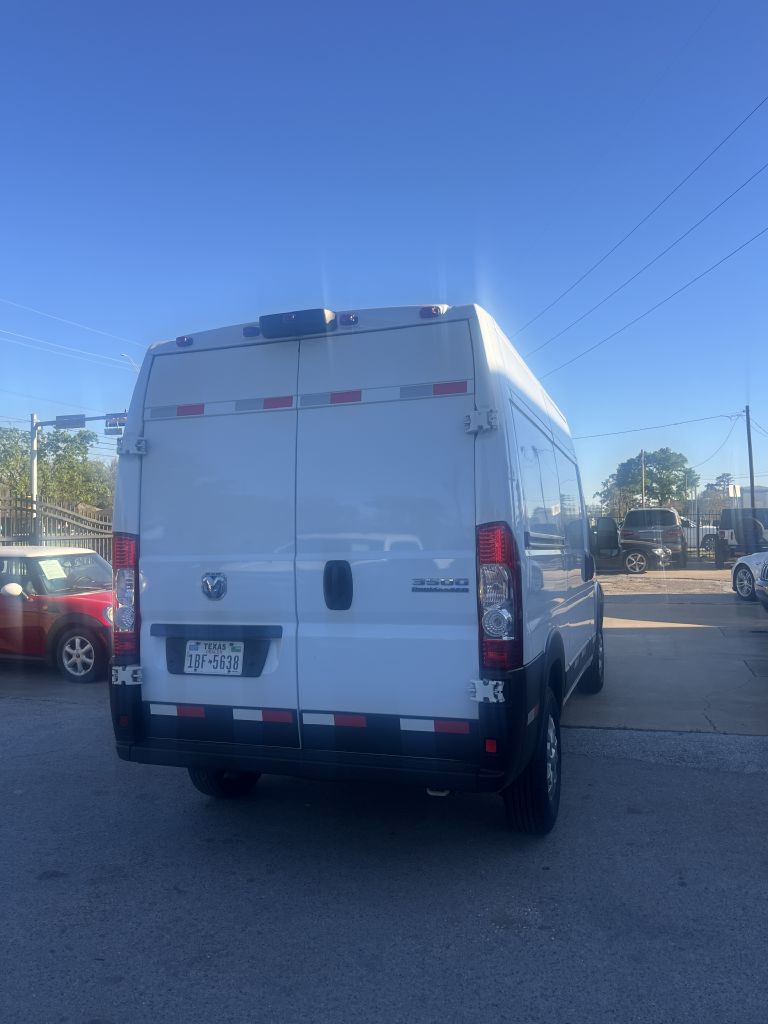 Photo 7 of this RAM PROMASTER 3500