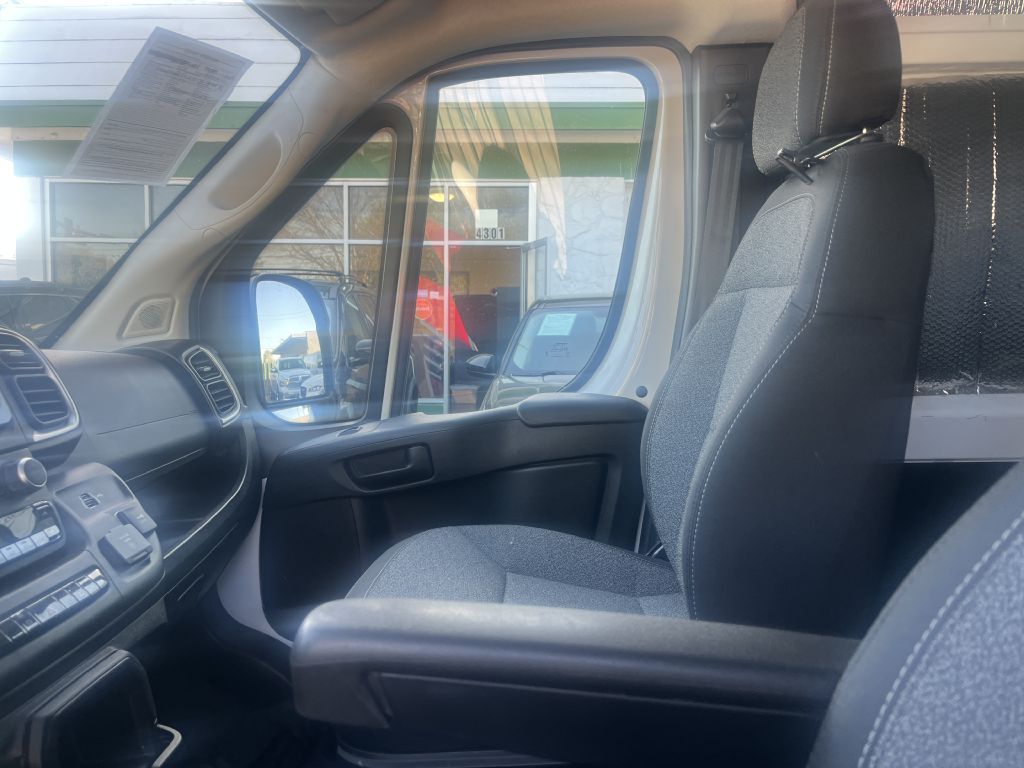 Photo 35 of this RAM PROMASTER 3500