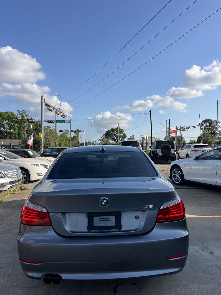 Photo 49 of this BMW 535