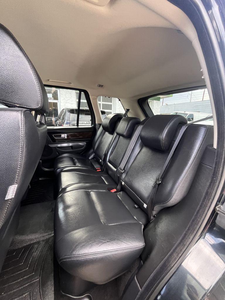 Photo 15 of this LAND ROVER RANGE ROVER SPO