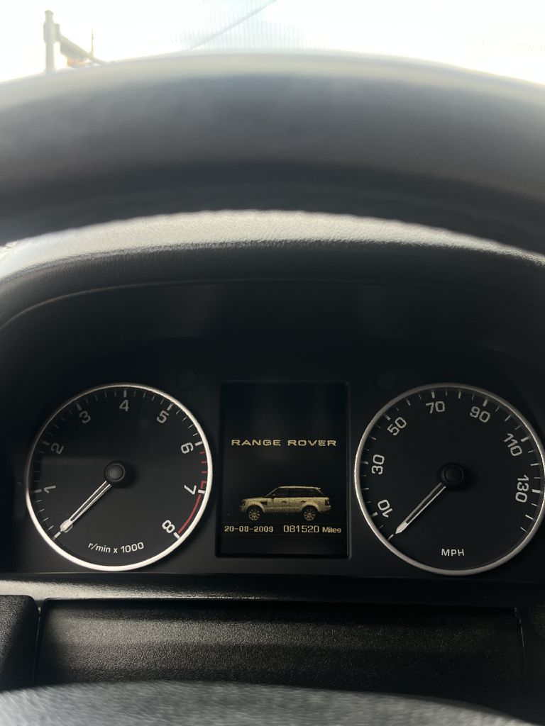 Photo 16 of this LAND ROVER RANGE ROVER SPO