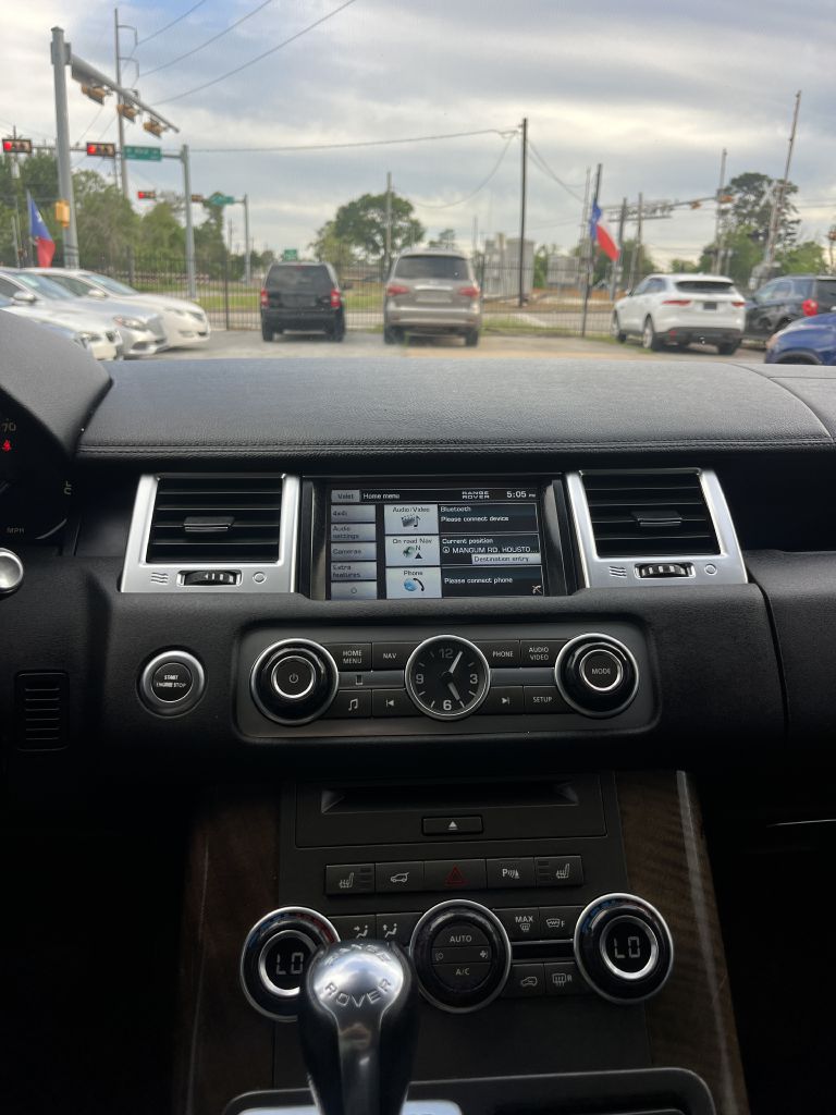 Photo 36 of this LAND ROVER RANGE ROVER SPO