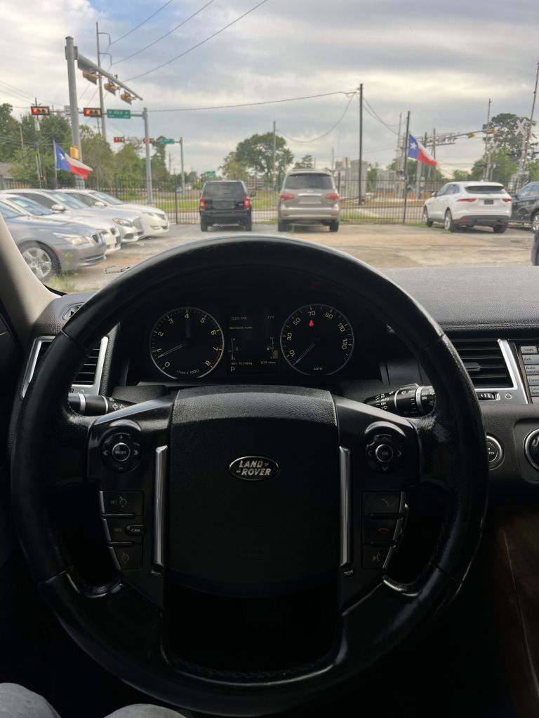 Photo 37 of this LAND ROVER RANGE ROVER SPO