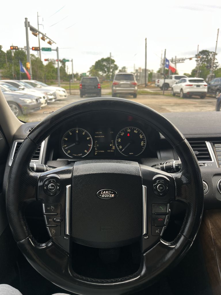 Photo 38 of this LAND ROVER RANGE ROVER SPO