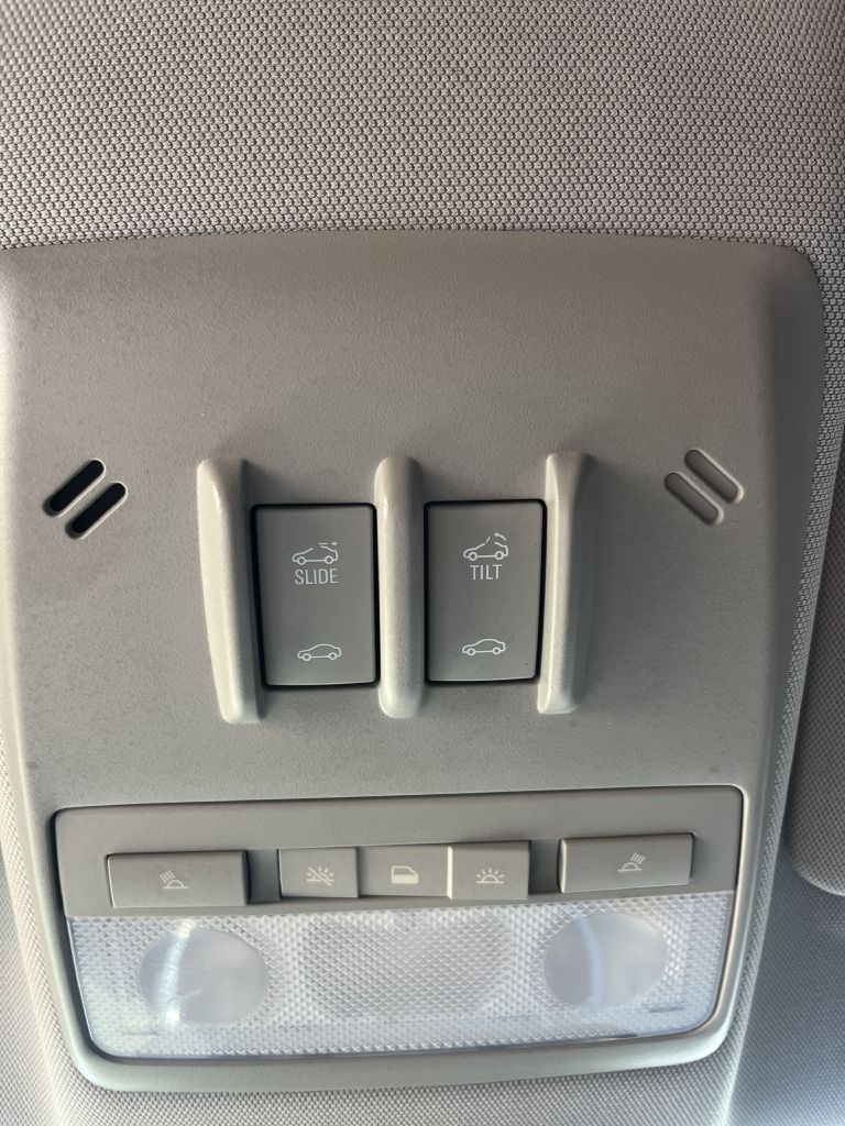 Photo 22 of this CHEVROLET TRAX