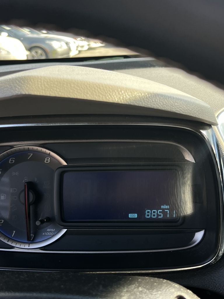 Photo 33 of this CHEVROLET TRAX