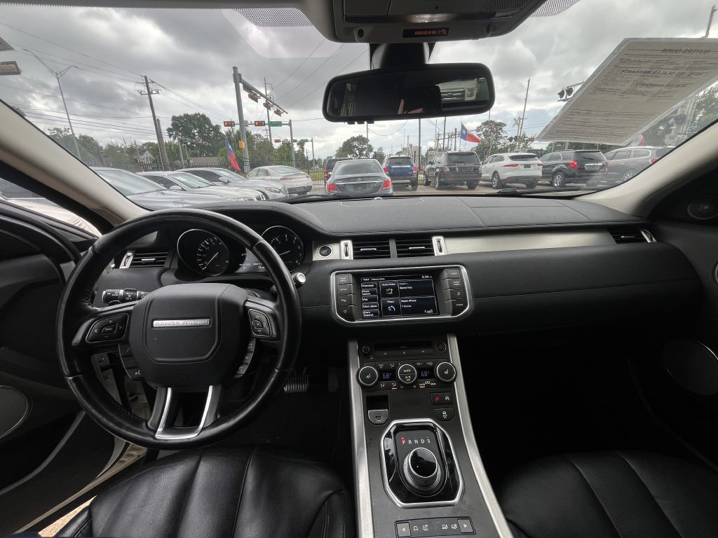 Photo 5 of this LAND ROVER RANGE ROVER EVO
