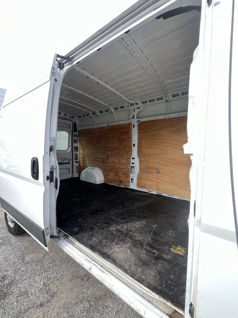 Photo 21 of this RAM PROMASTER 2500