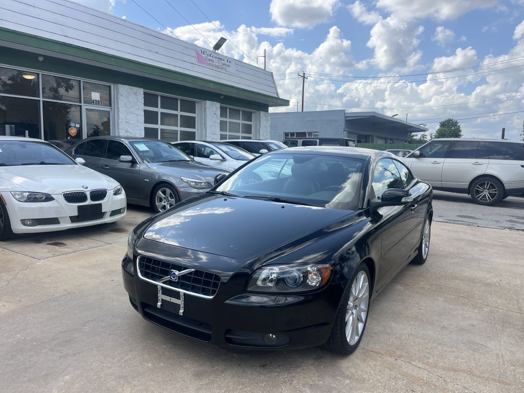 Photo 3 of this VOLVO C70