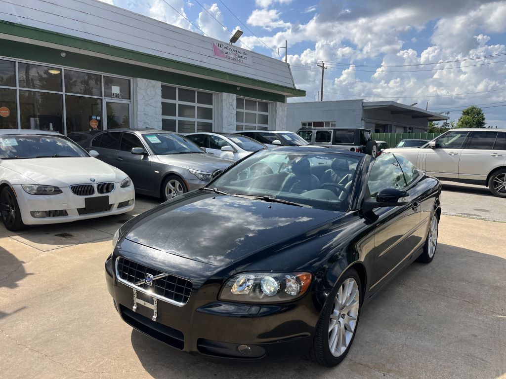 Photo 4 of this VOLVO C70