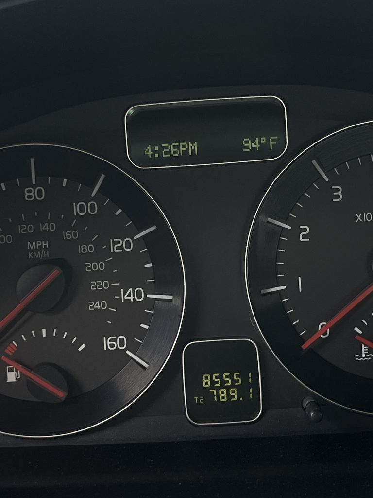 Photo 18 of this VOLVO C70