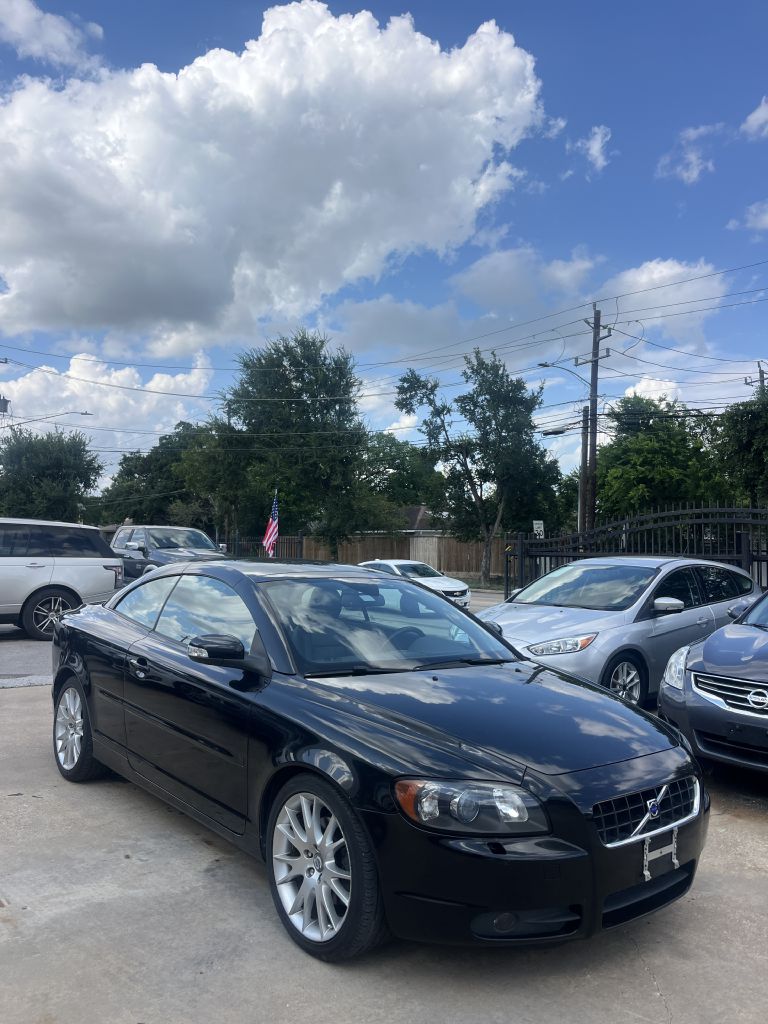 Photo 20 of this VOLVO C70