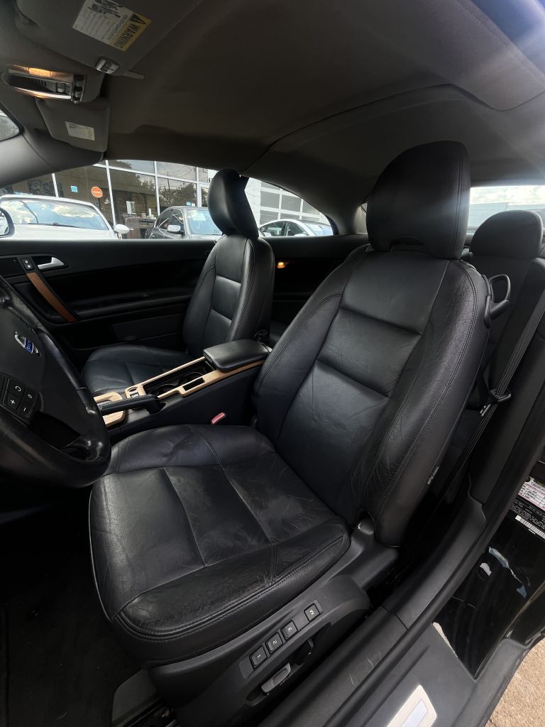Photo 49 of this VOLVO C70
