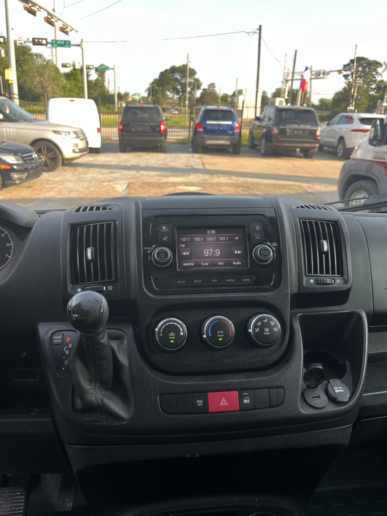 Photo 40 of this RAM PROMASTER 1500