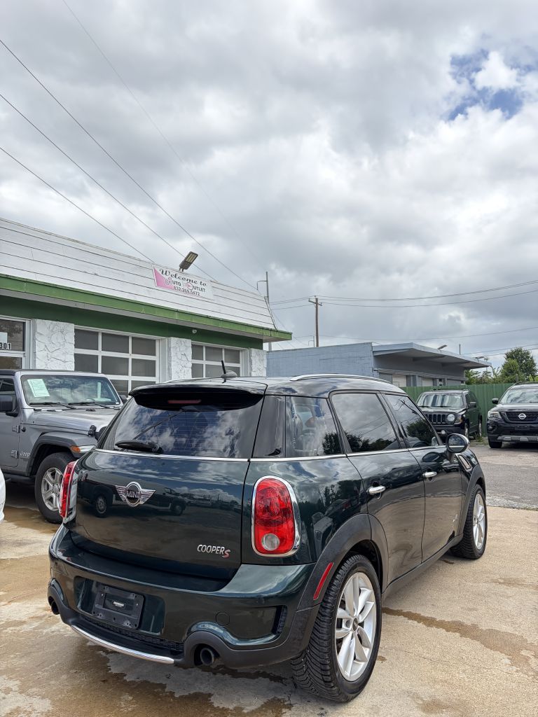 Photo 10 of this MINI COOPER