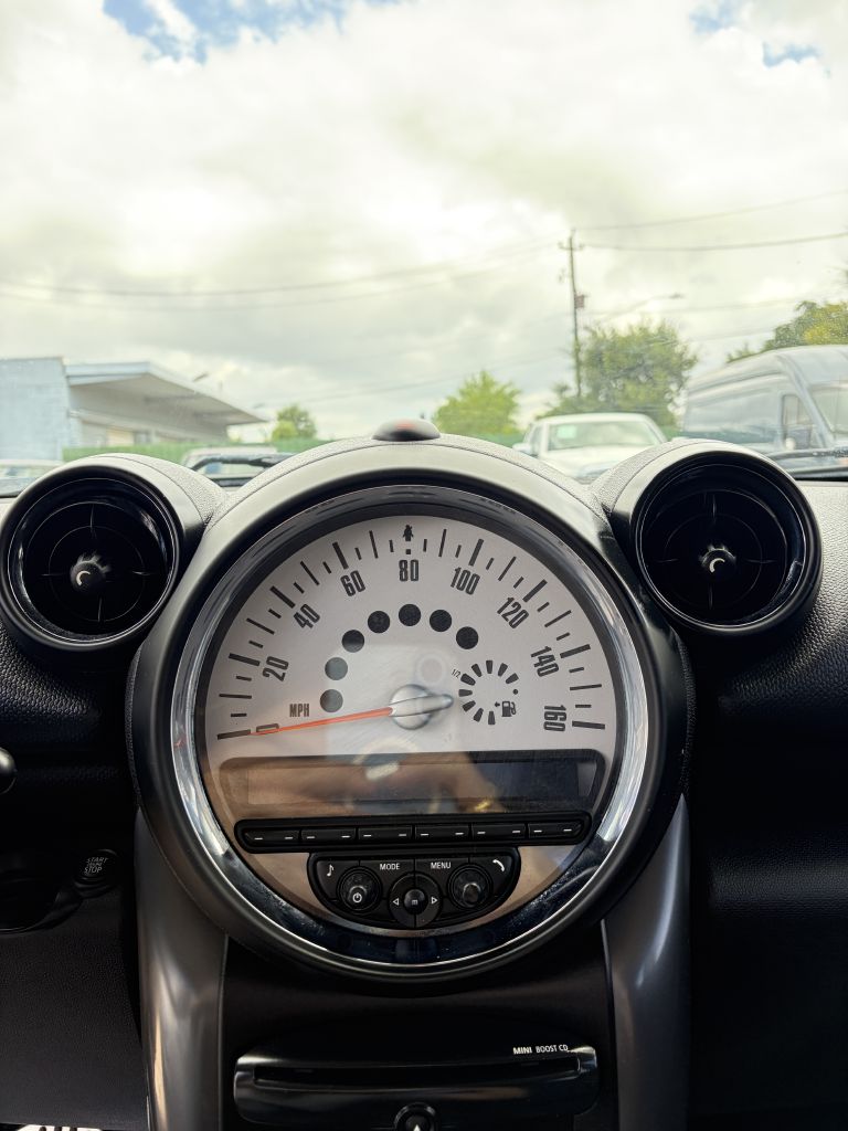 Photo 48 of this MINI COOPER