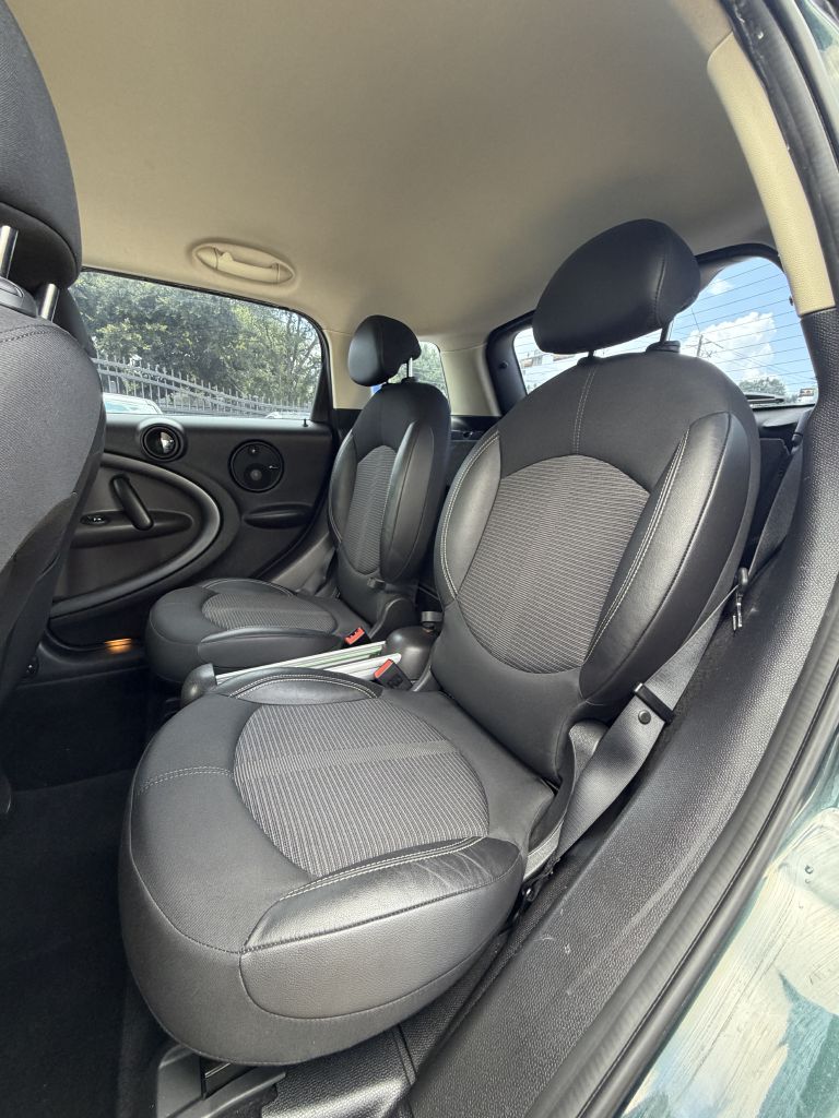 Photo 58 of this MINI COOPER