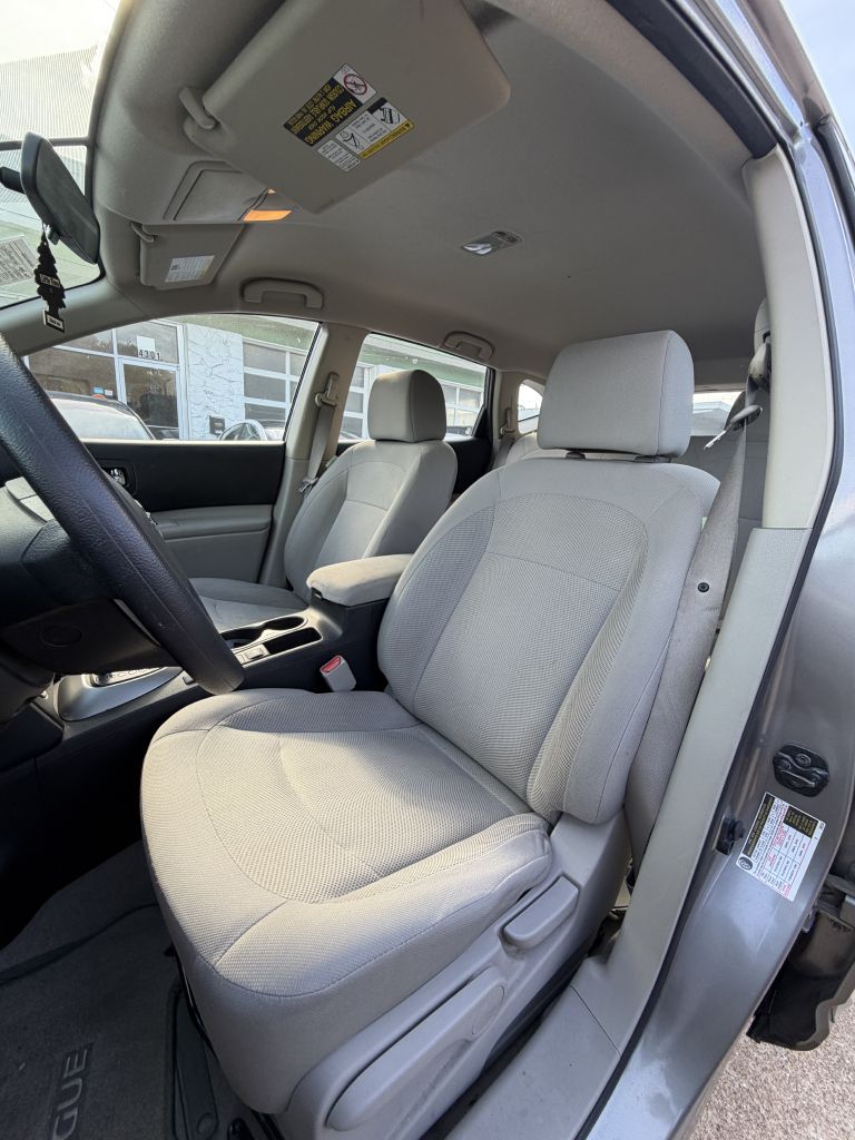 Photo 6 of this NISSAN ROGUE