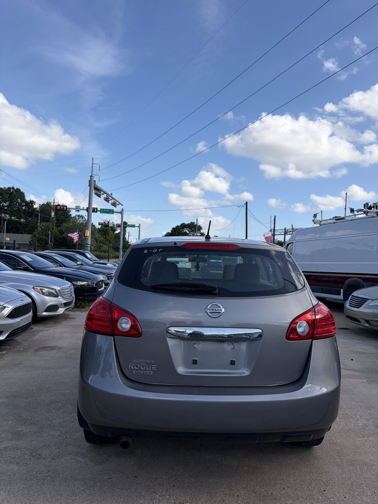 Photo 16 of this NISSAN ROGUE