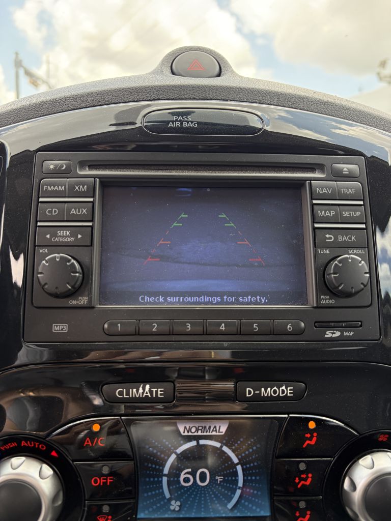 Photo 11 of this NISSAN JUKE