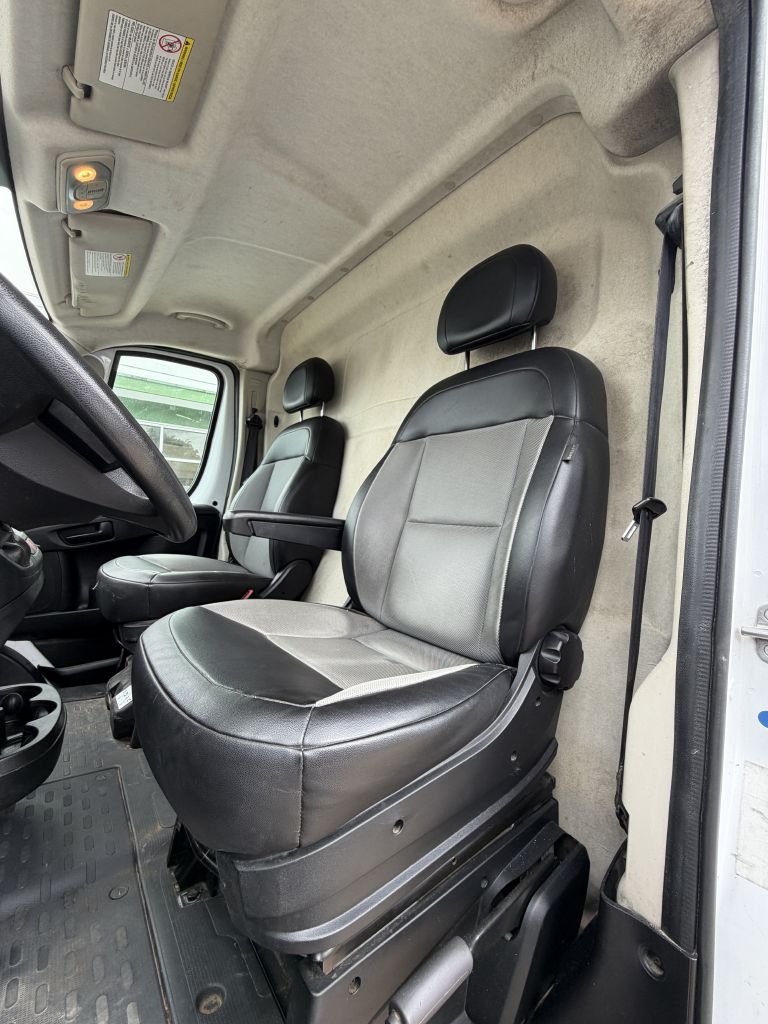 Photo 56 of this RAM PROMASTER 3500