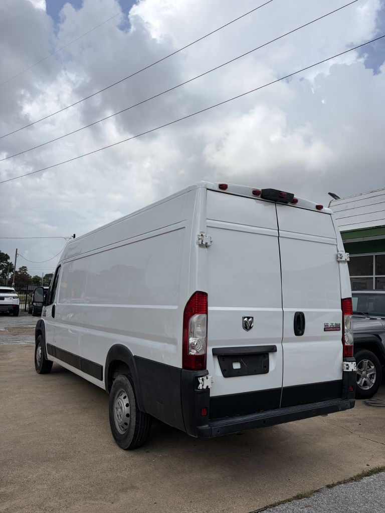 Photo 65 of this RAM PROMASTER 3500
