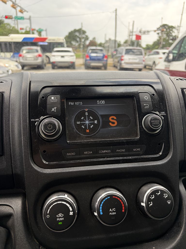 Photo 75 of this RAM PROMASTER 3500