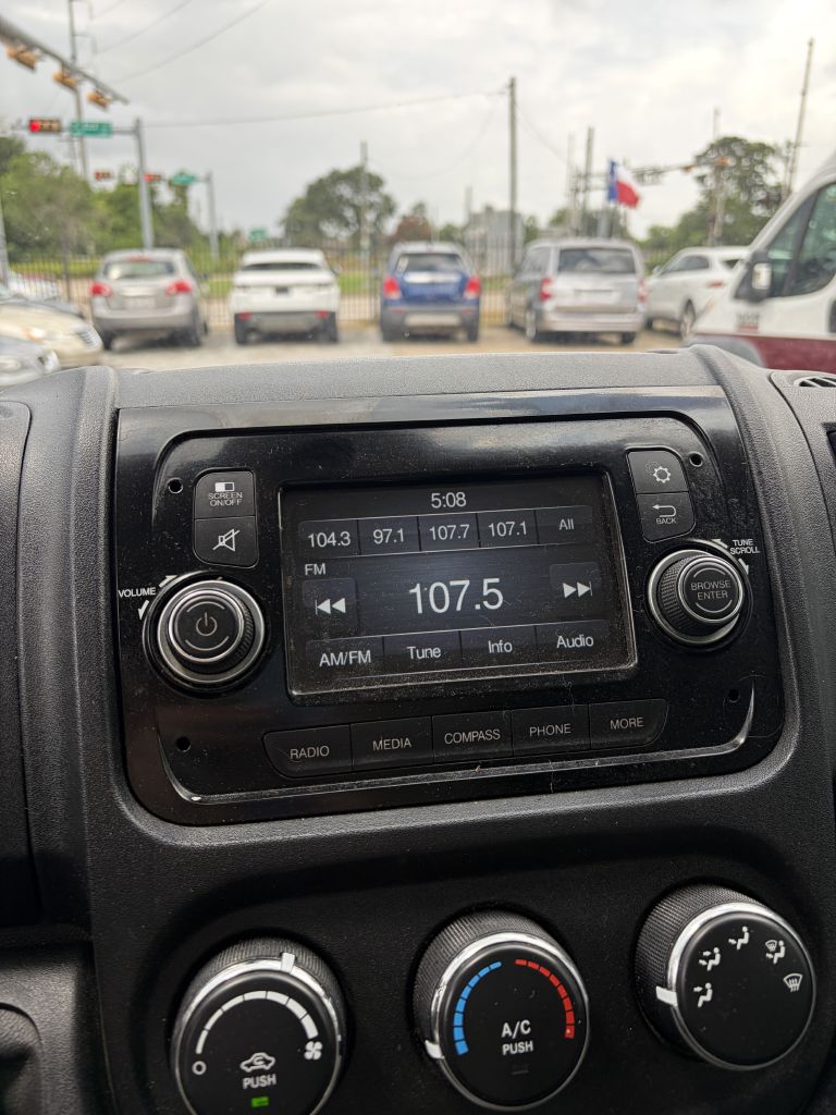 Photo 76 of this RAM PROMASTER 3500