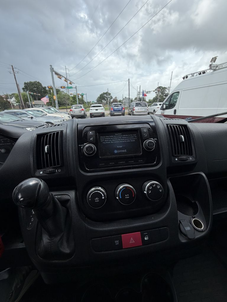 Photo 78 of this RAM PROMASTER 3500