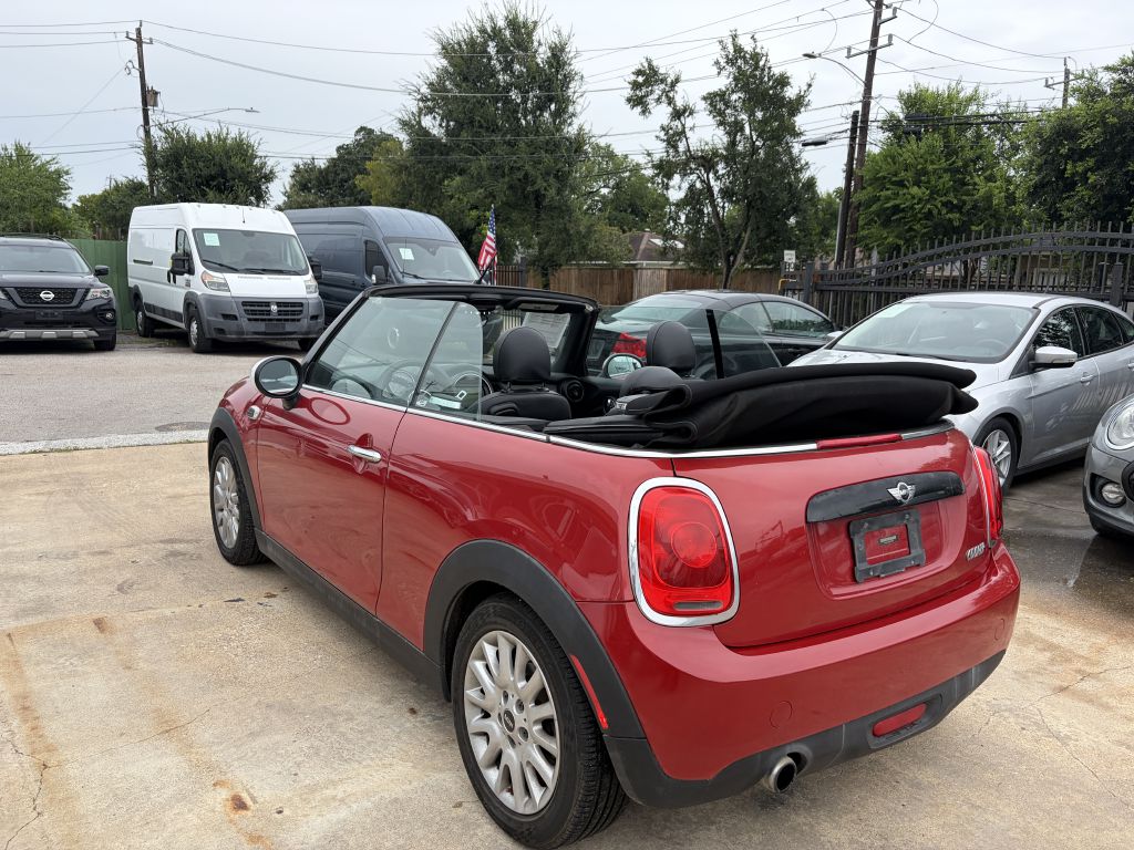 Photo 3 of this MINI COOPER