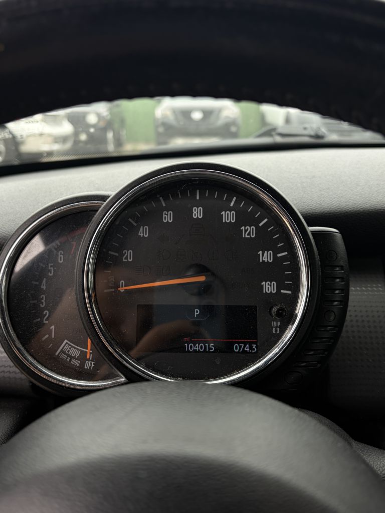 Photo 12 of this MINI COOPER