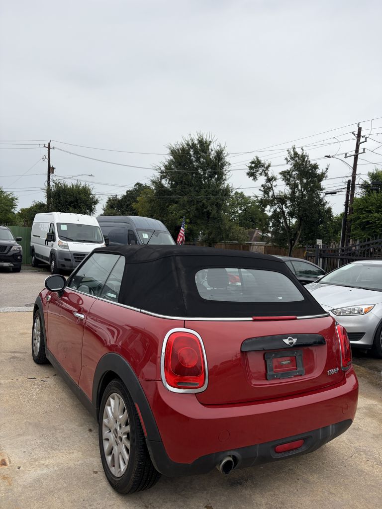 Photo 16 of this MINI COOPER