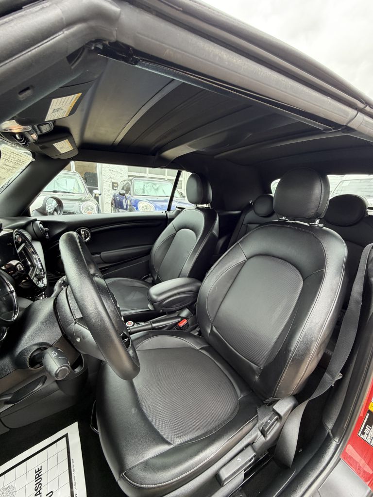 Photo 31 of this MINI COOPER