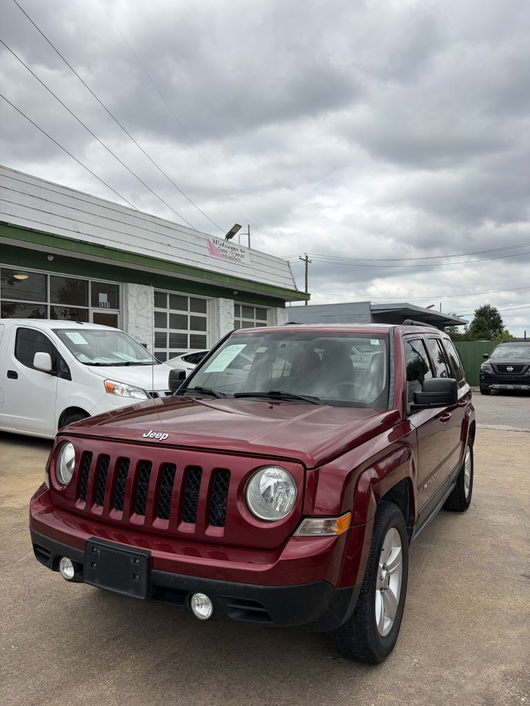 Photo 2 of this JEEP PATRIOT