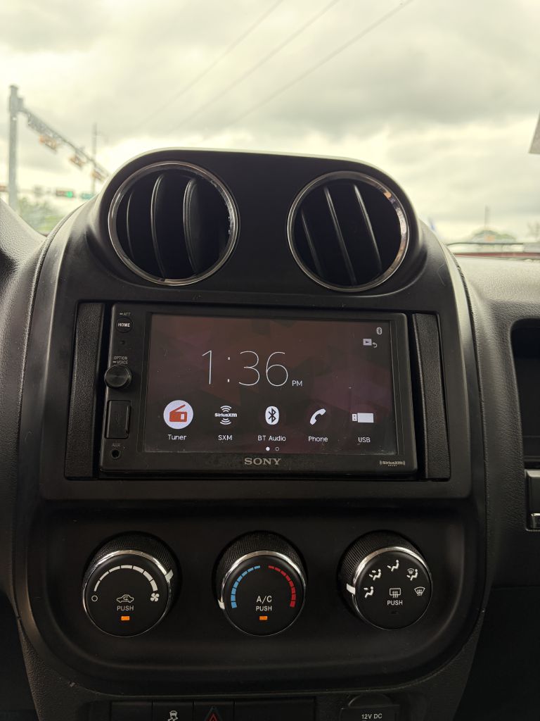 Photo 23 of this JEEP PATRIOT