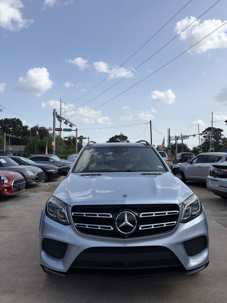 Photo 3 of this MERCEDES-BENZ GLS