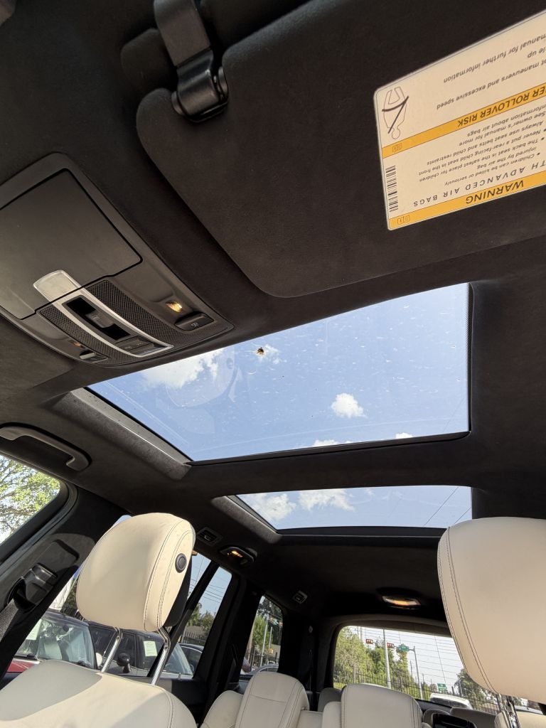 Photo 6 of this MERCEDES-BENZ GLS