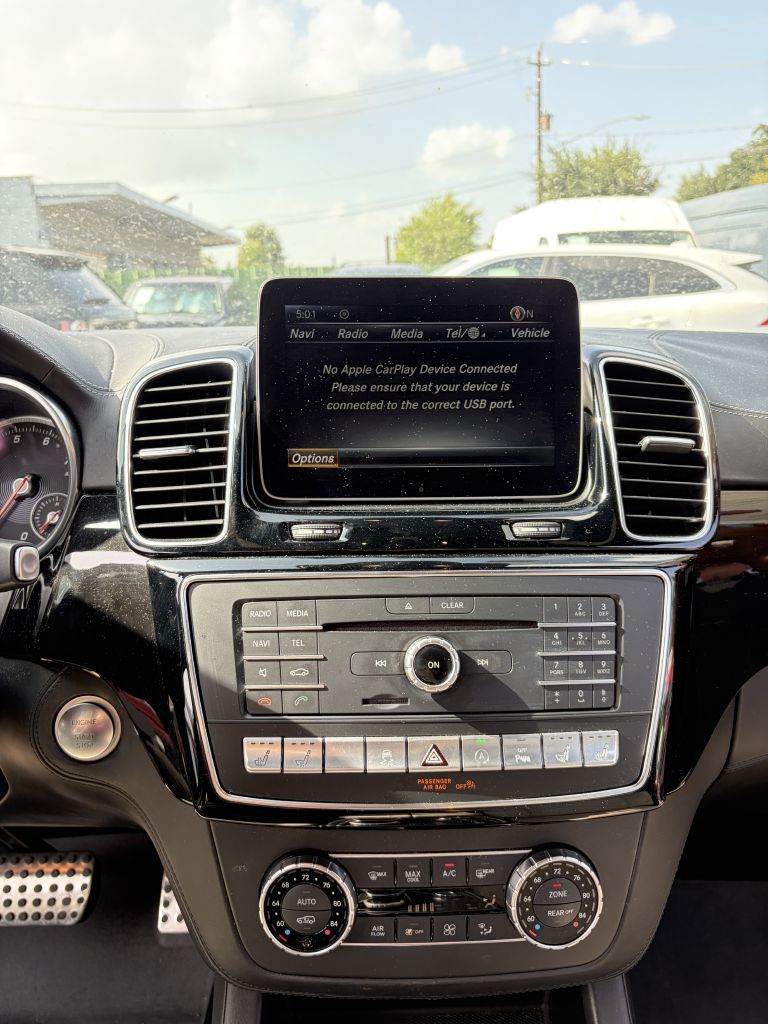 Photo 13 of this MERCEDES-BENZ GLS