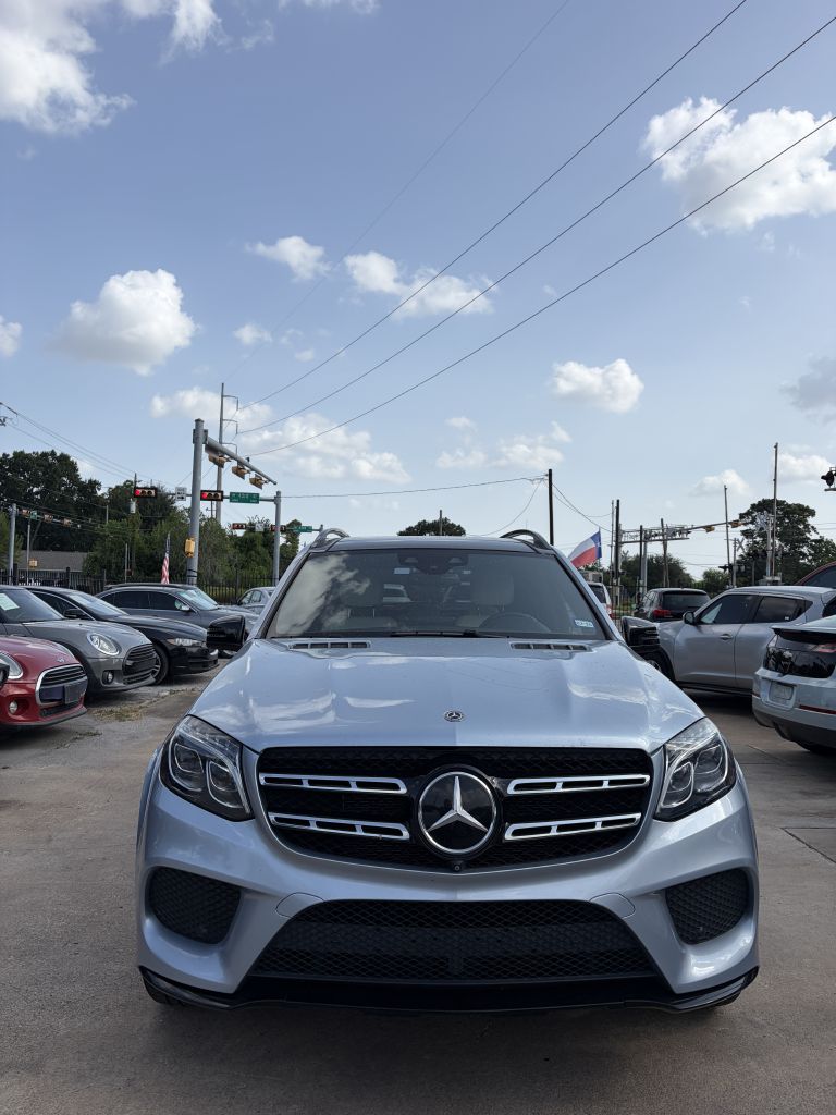 Photo 33 of this MERCEDES-BENZ GLS