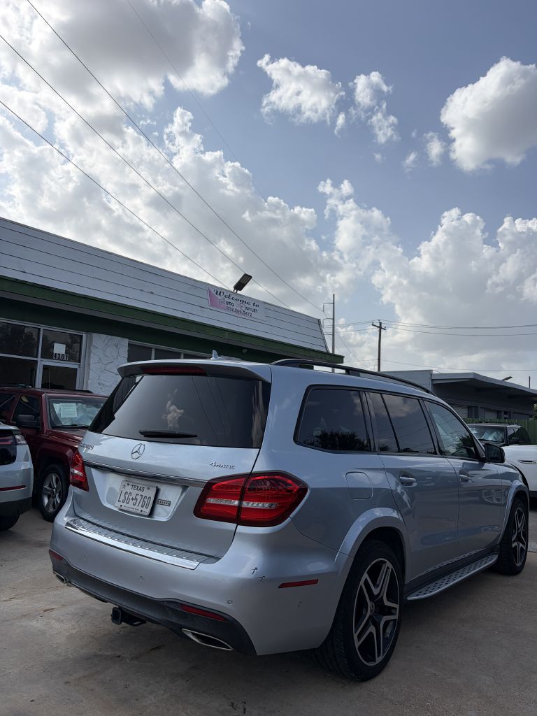 Photo 36 of this MERCEDES-BENZ GLS