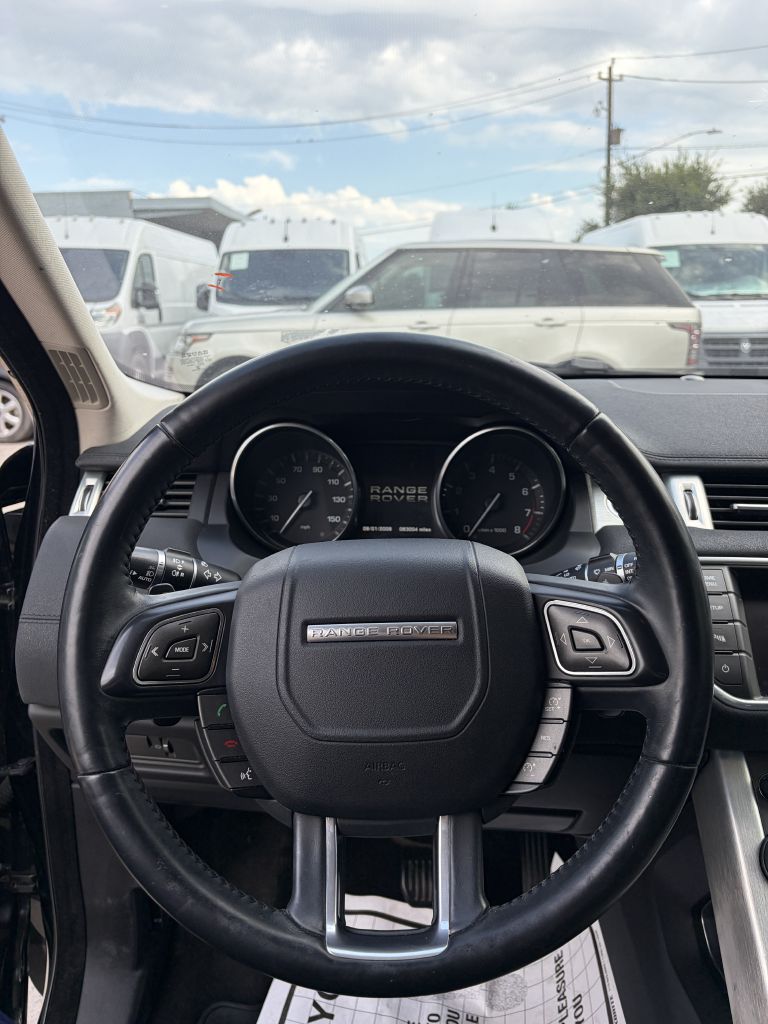 Photo 7 of this LAND ROVER RANGE ROVER EVO