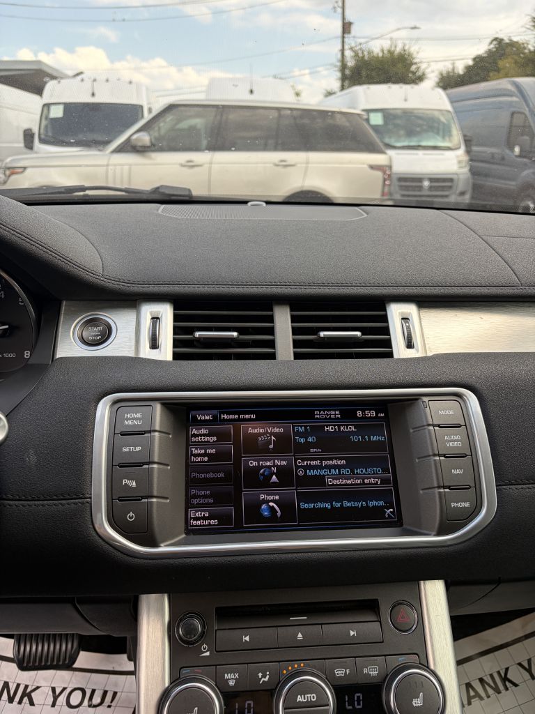 Photo 66 of this LAND ROVER RANGE ROVER EVO