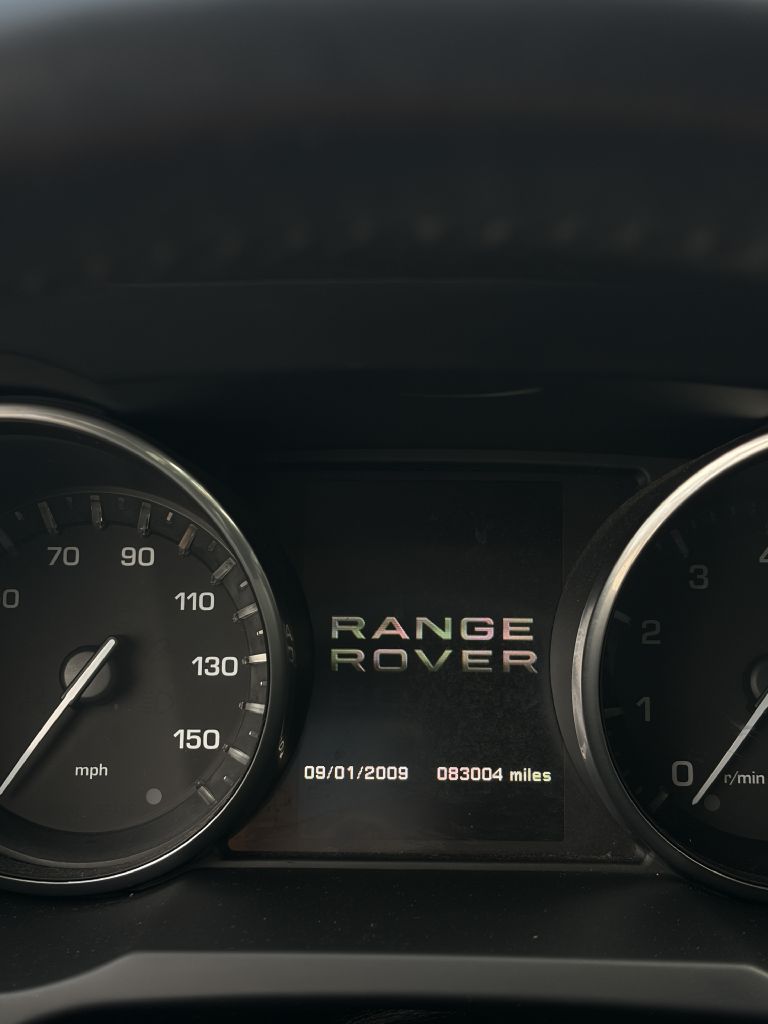 Photo 76 of this LAND ROVER RANGE ROVER EVO