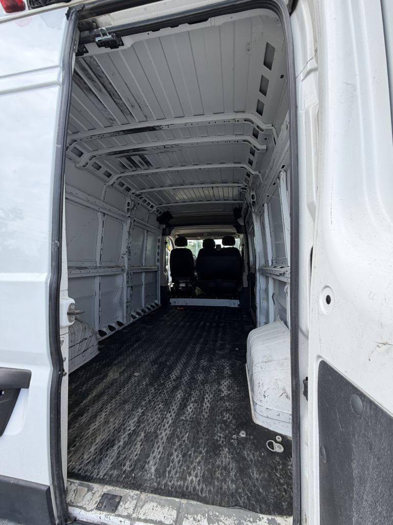Photo 17 of this RAM PROMASTER 2500