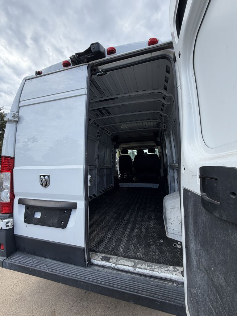 Photo 18 of this RAM PROMASTER 2500