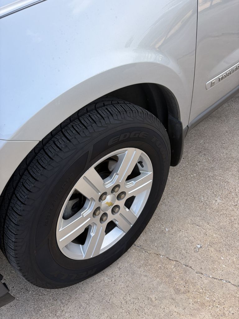 Photo 20 of this CHEVROLET TRAVERSE