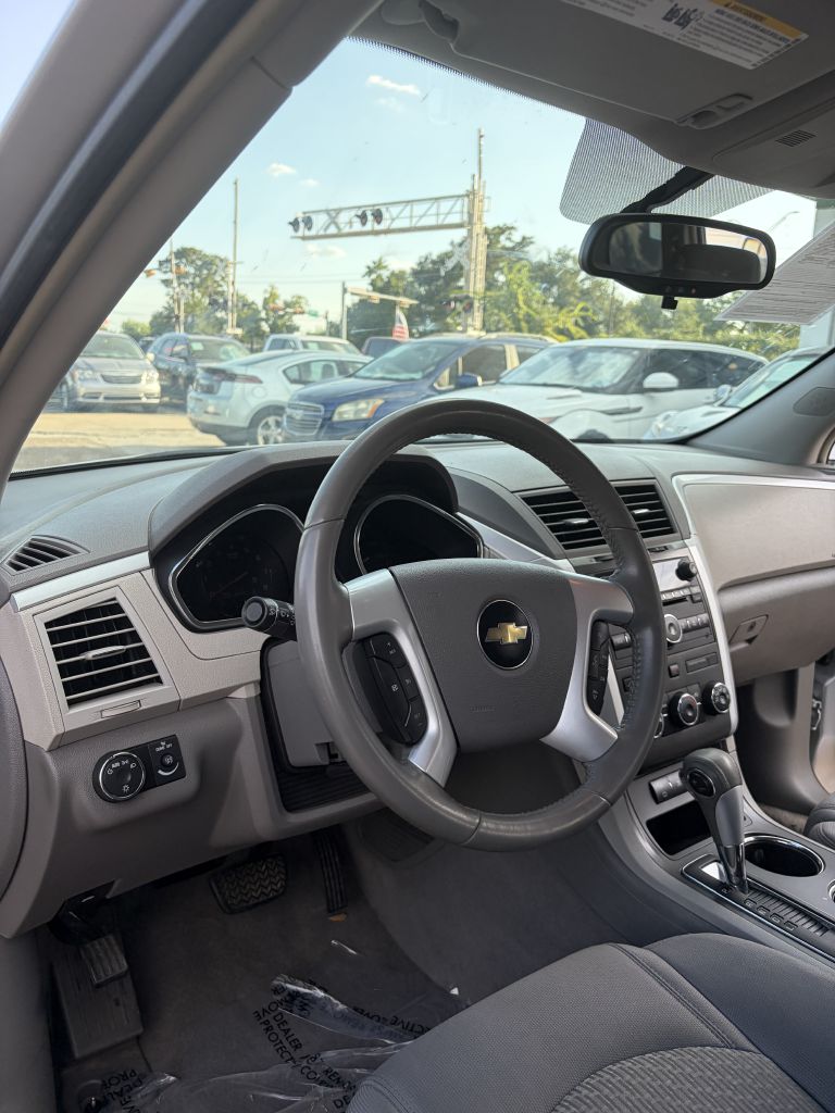 Photo 37 of this CHEVROLET TRAVERSE